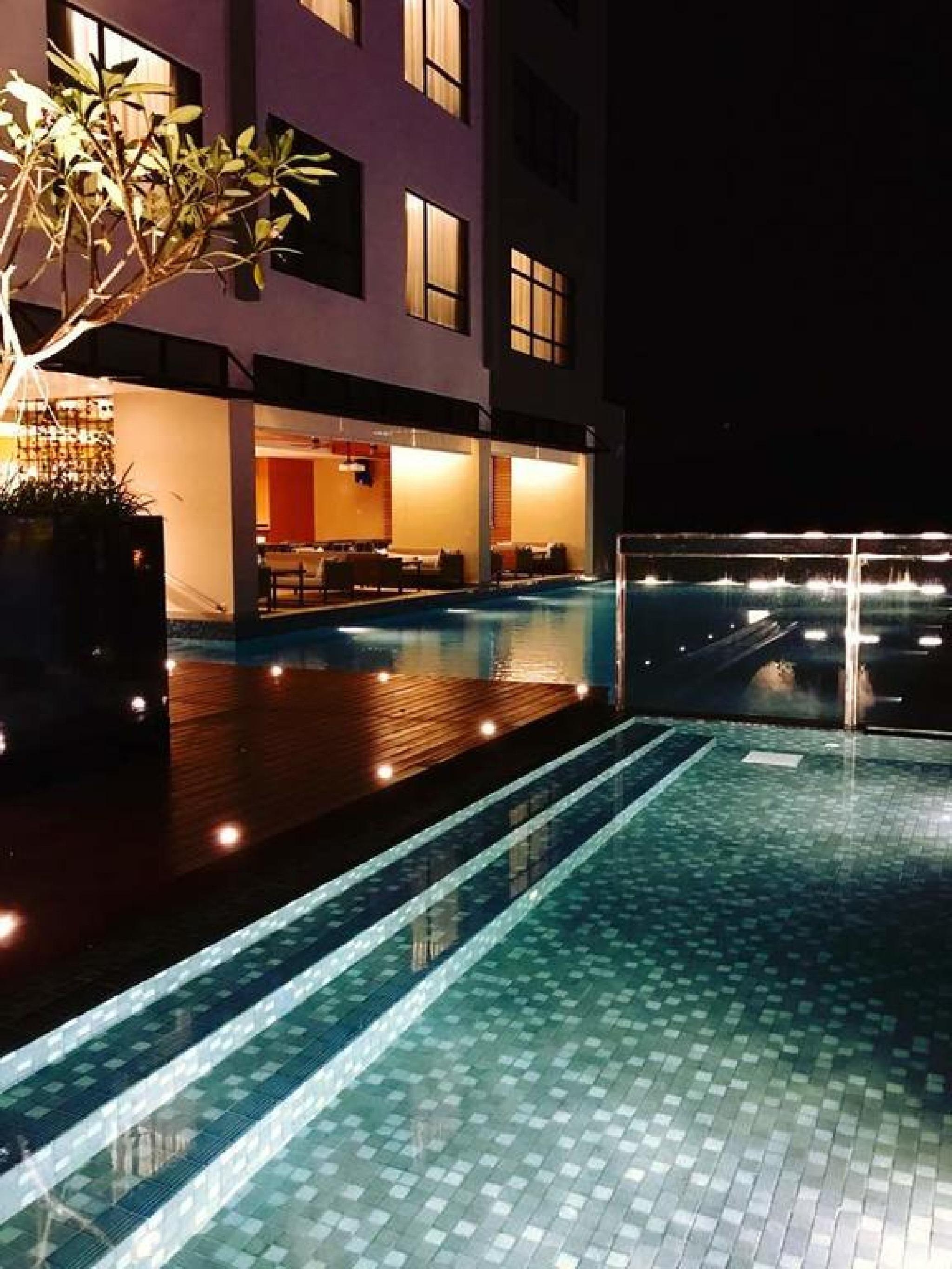 Impiana Hotel Senai Kulai Exterior photo
